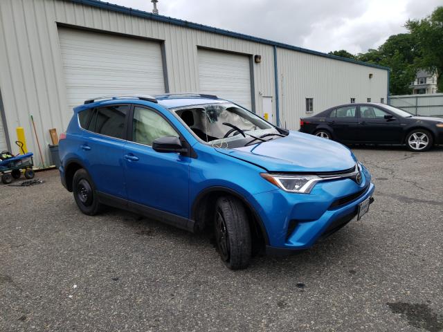 TOYOTA RAV4 LE 2017 jtmzfrev6hj133947