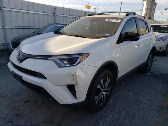 TOYOTA RAV4 LE 2017 jtmzfrev6hj134435