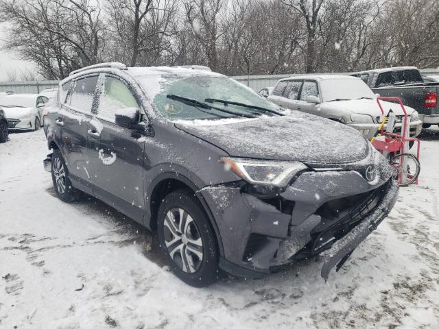 TOYOTA RAV4 LE 2017 jtmzfrev7hj108913