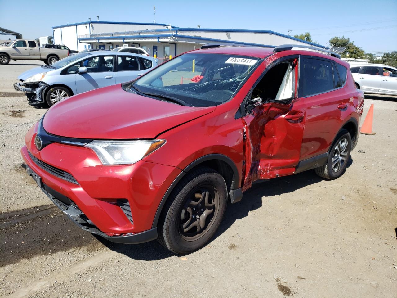 TOYOTA RAV 4 2017 jtmzfrev7hj126618