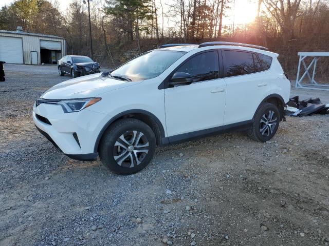 TOYOTA RAV4 LE 2017 jtmzfrev7hj700652