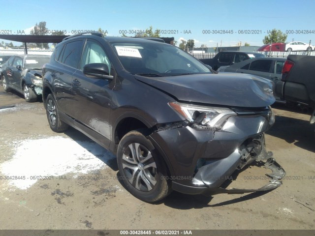 TOYOTA RAV4 2017 jtmzfrev8hj135652