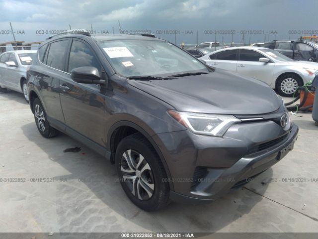 TOYOTA RAV4 2017 jtmzfrev8hj703947