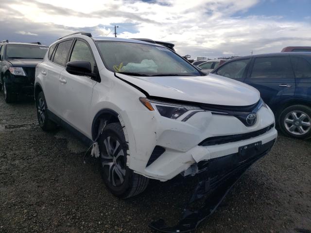 TOYOTA RAV4 LE 2017 jtmzfrev9hj136227