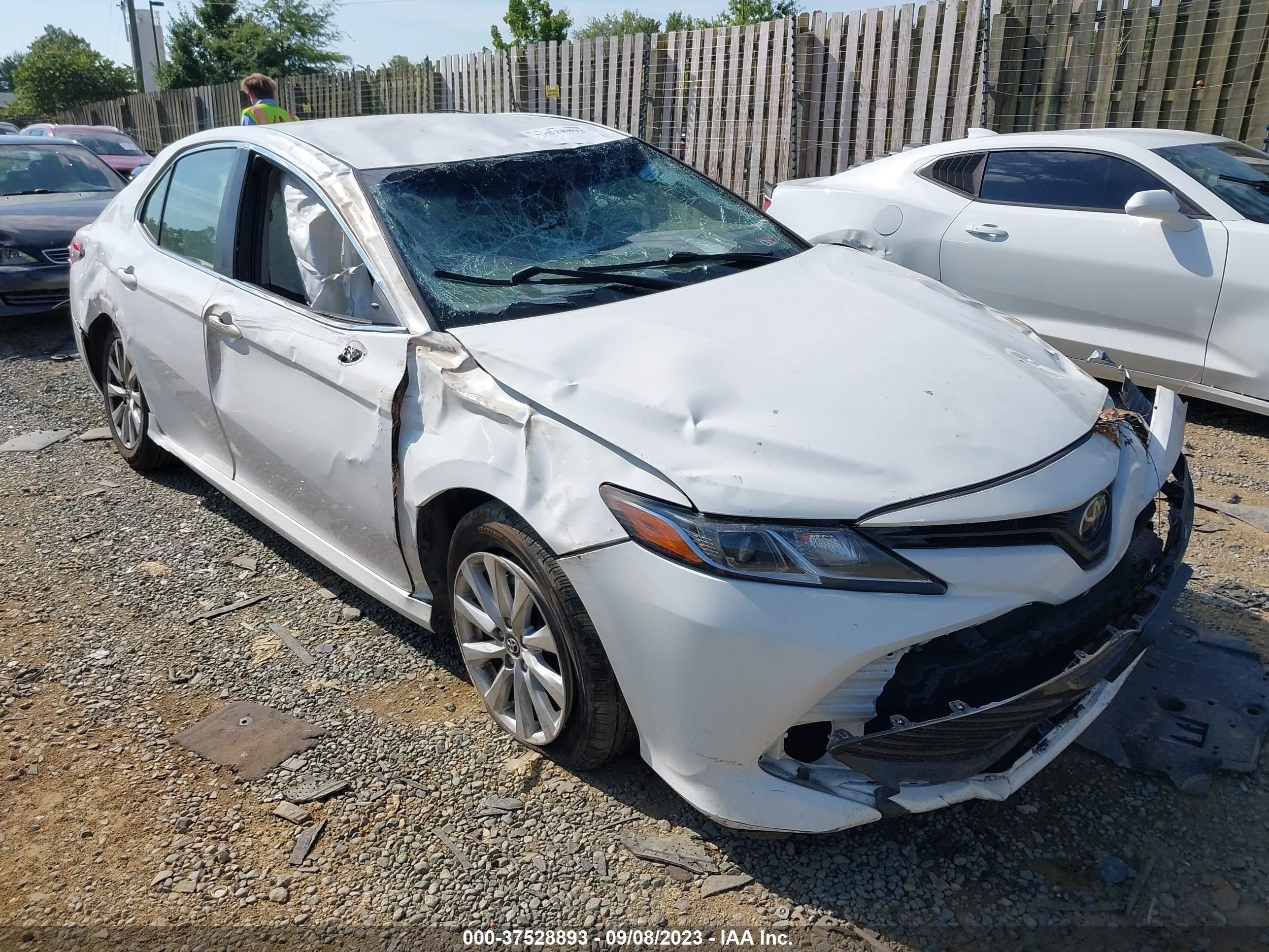 TOYOTA CAMRY 2018 jtnb11hk0j3012985