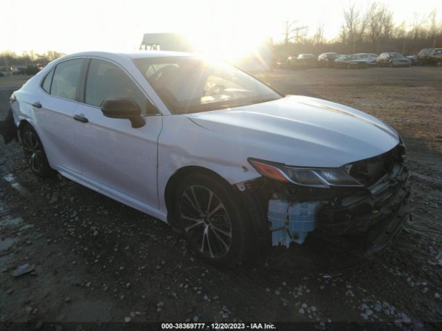 TOYOTA CAMRY 2018 jtnb11hk0j3022612