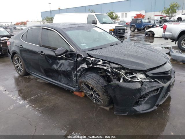 TOYOTA CAMRY 2018 jtnb11hk0j3057960