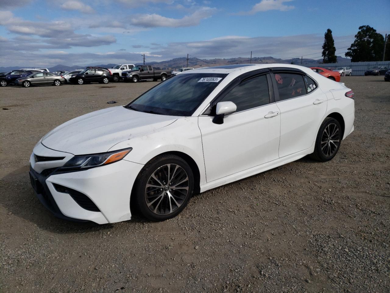 TOYOTA CAMRY 2018 jtnb11hk2j3008212