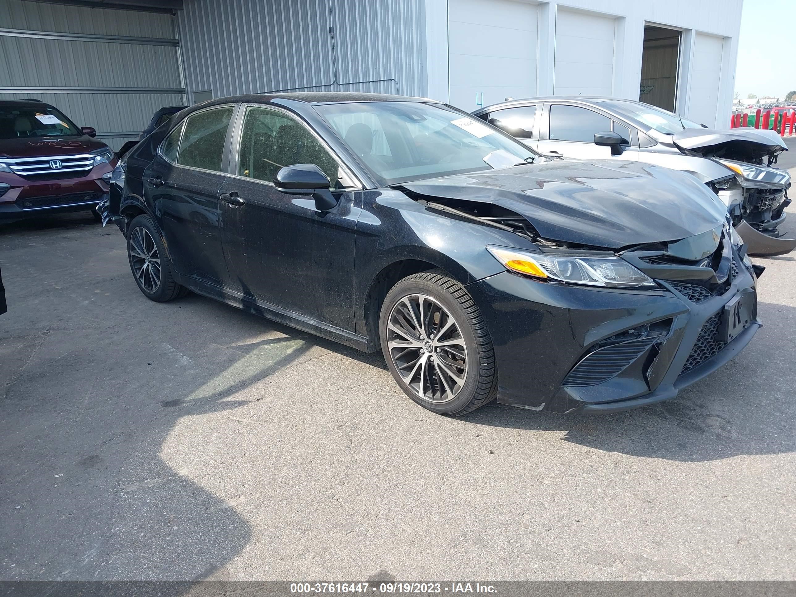 TOYOTA CAMRY 2018 jtnb11hk3j3009112