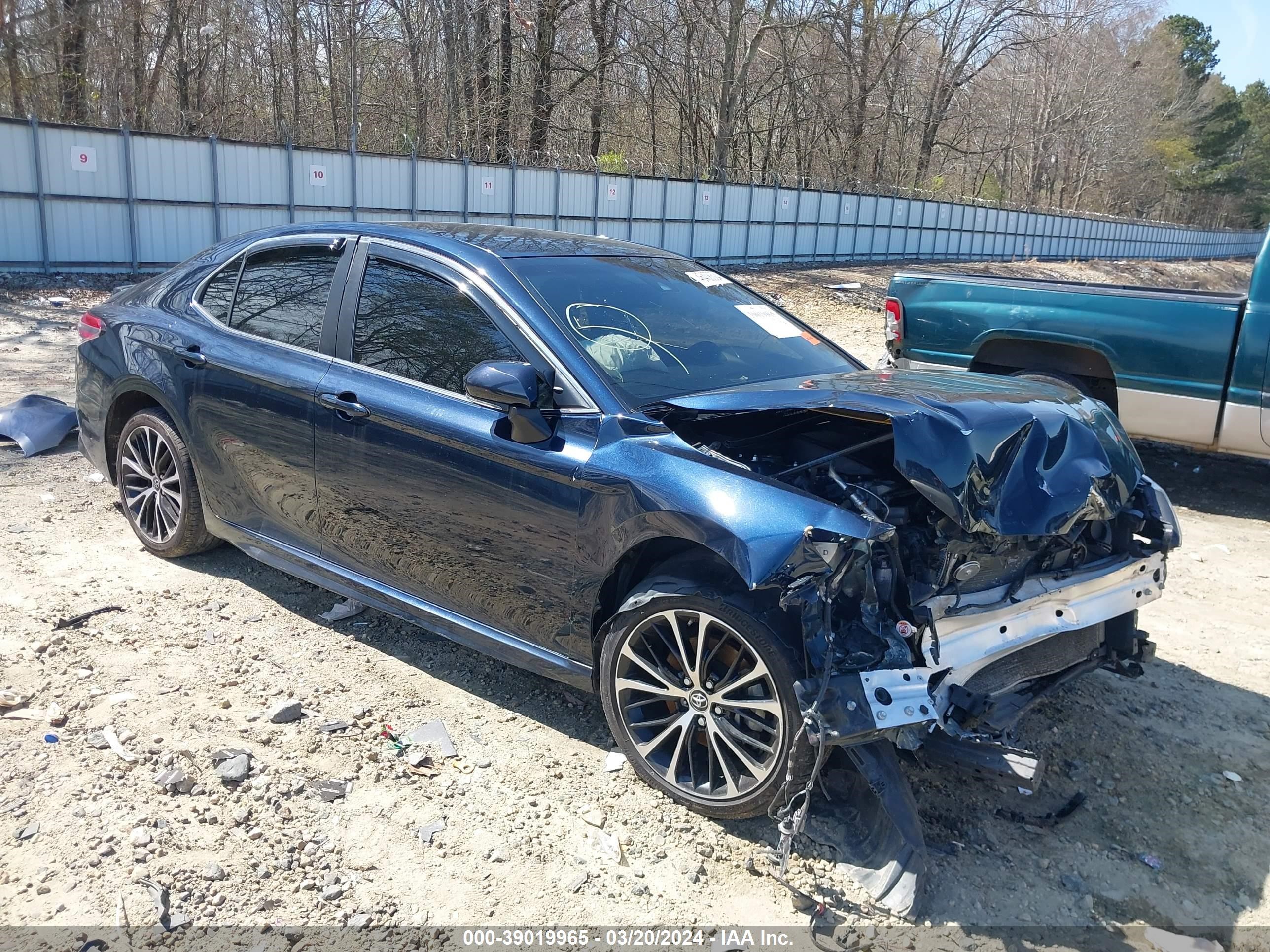 TOYOTA CAMRY 2018 jtnb11hk6j3049233