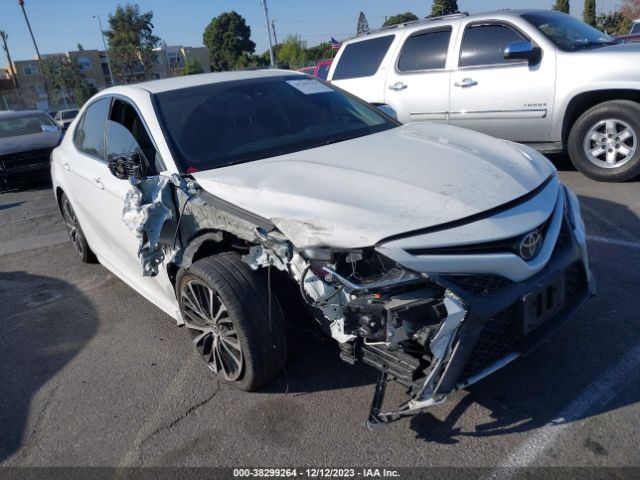 TOYOTA CAMRY 2018 jtnb11hk7j3019772