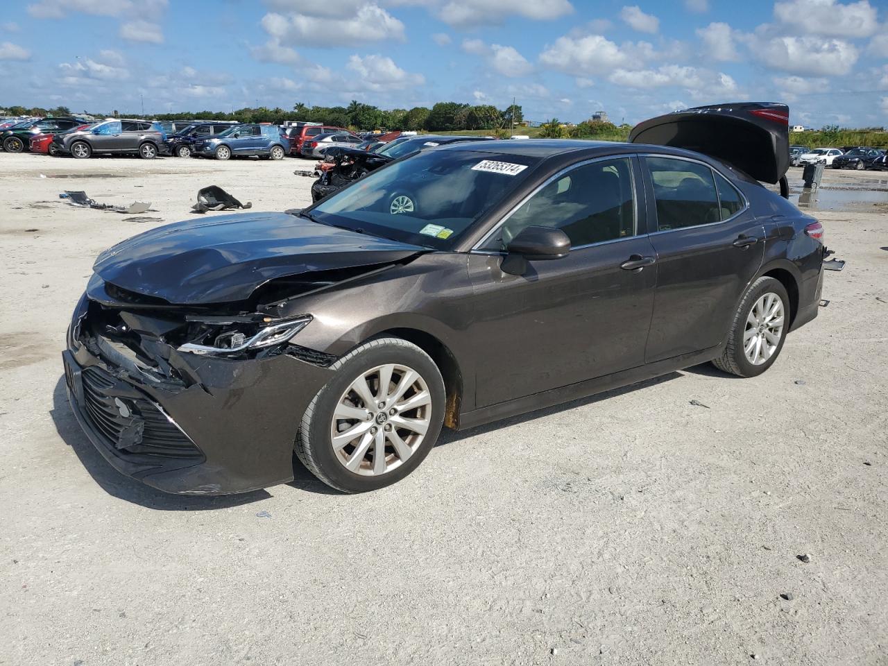 TOYOTA CAMRY 2018 jtnb11hk8j3006304