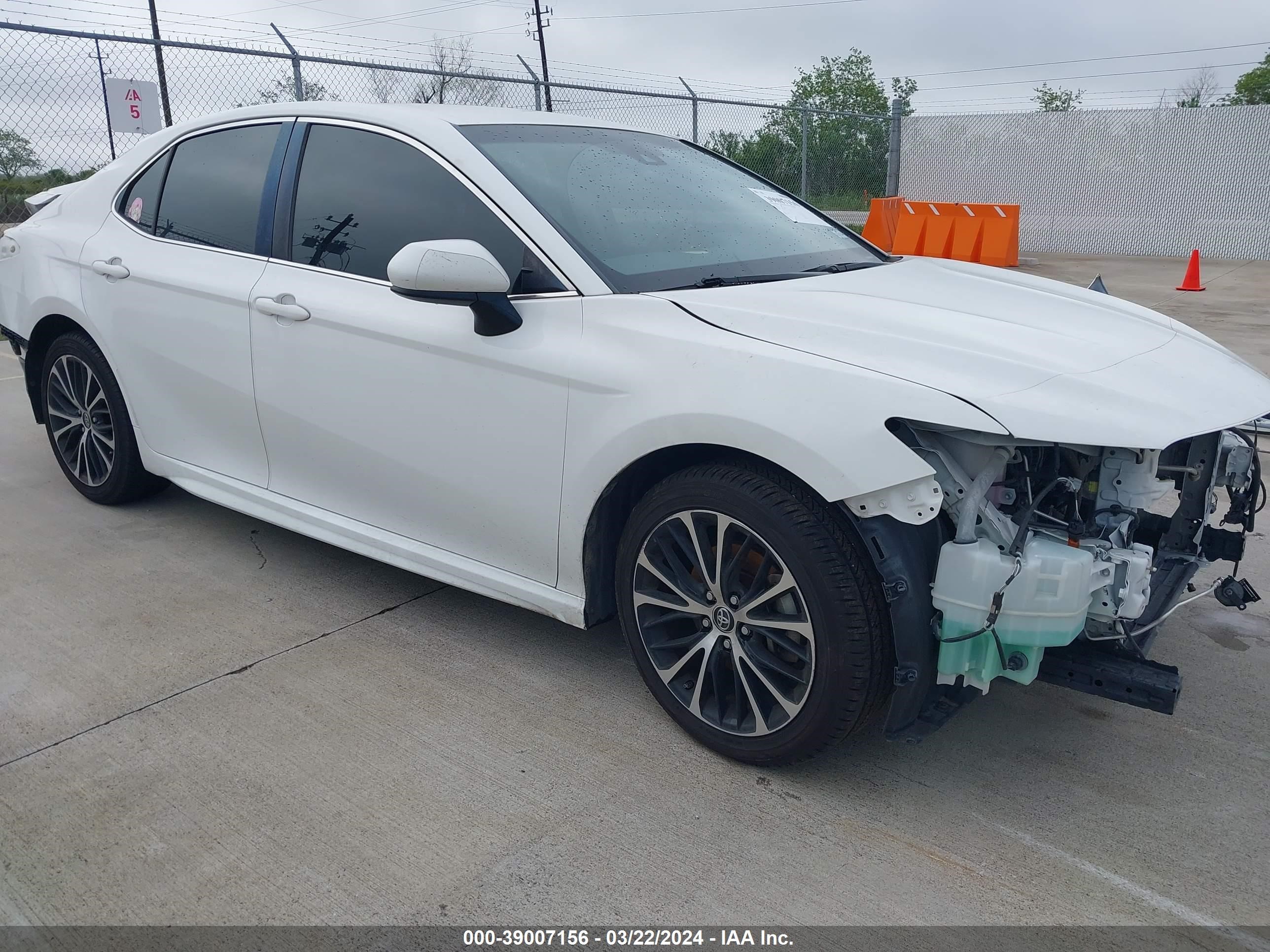 TOYOTA CAMRY 2018 jtnb11hk9j3008871