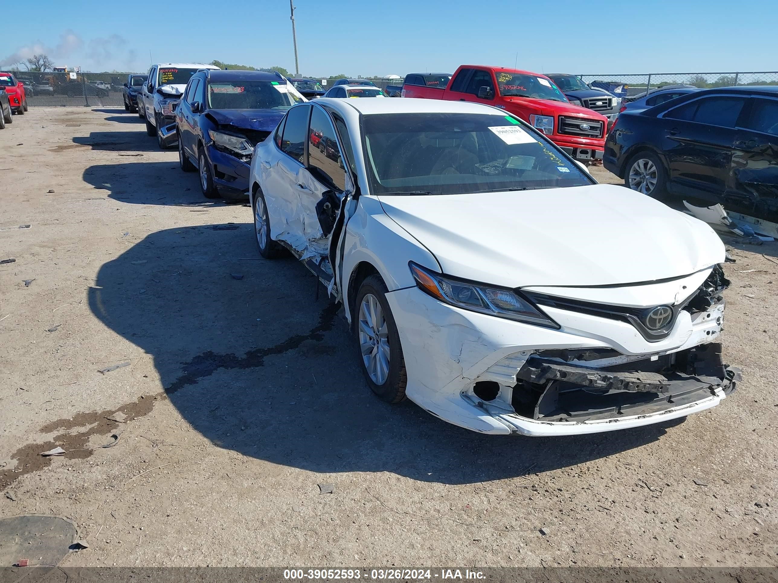 TOYOTA CAMRY 2018 jtnb11hk9j3071307