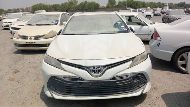 TOYOTA CAMRY 2018 jtnbf4hk9j3011398