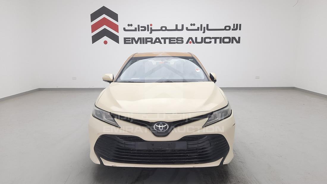 TOYOTA CAMRY 2018 jtnbf9hk2j3009487