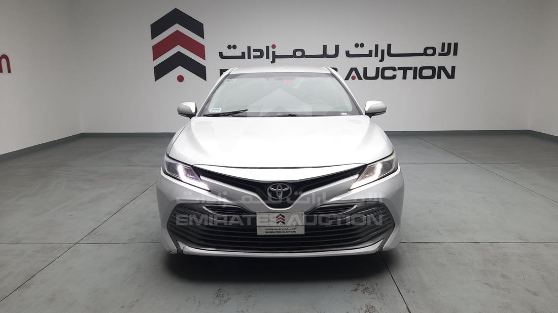 TOYOTA CAMRY 2018 jtnbf9hk4j3009734