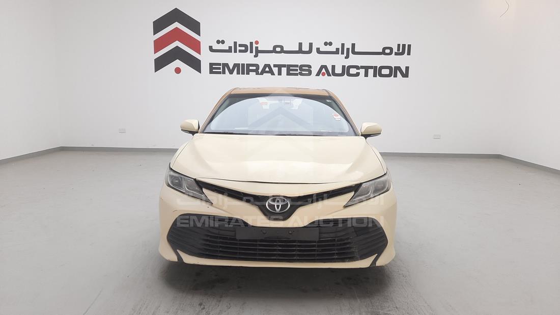 TOYOTA CAMRY 2018 jtnbf9hk5j3012514