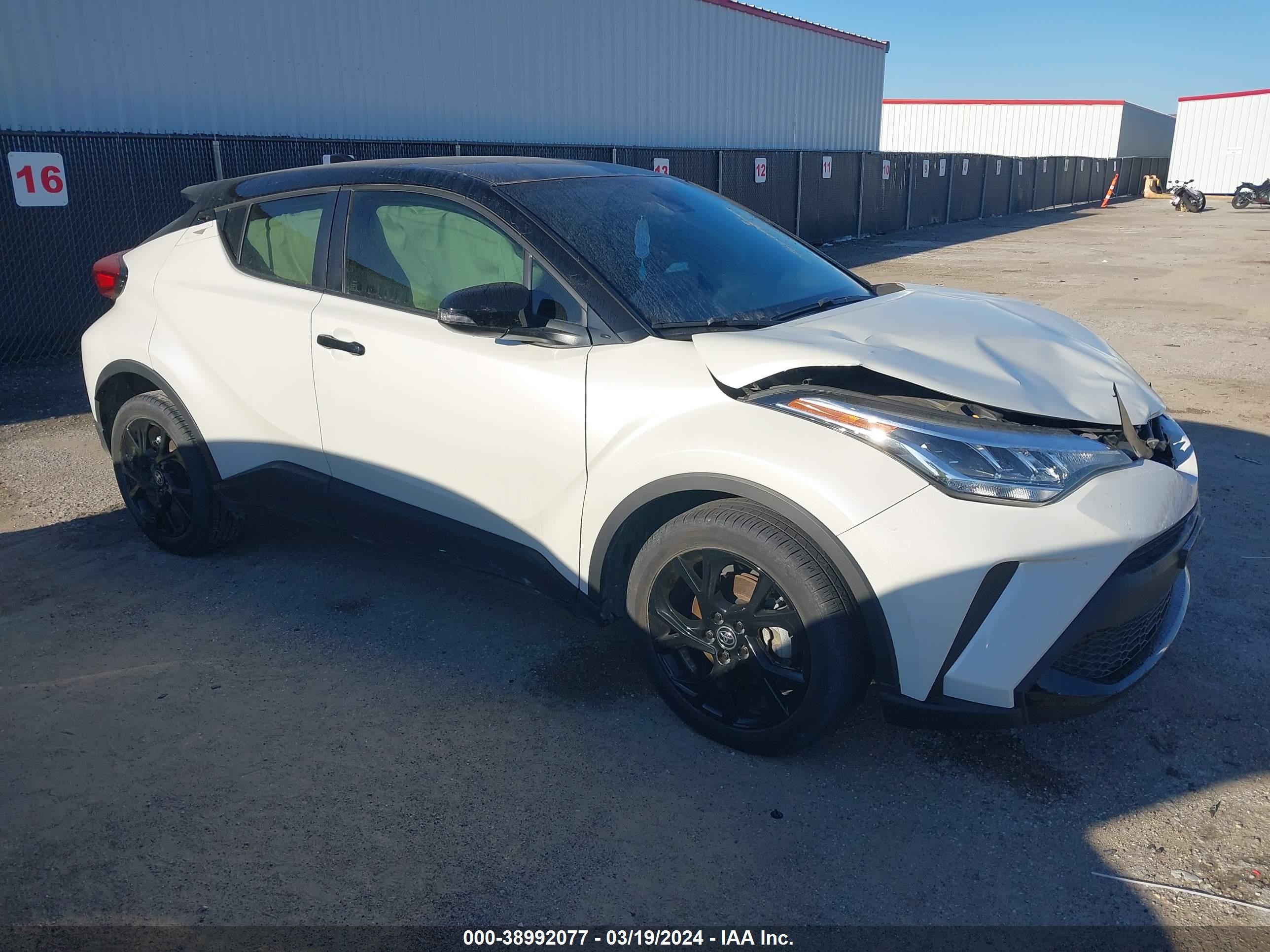 TOYOTA C-HR 2021 jtnkhmbx6m1122392