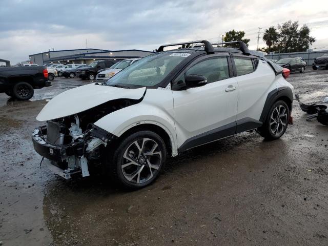 TOYOTA C-HR XLE 2019 jtnkhmbx8k1061673