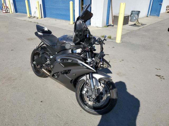 YAMAHA YZFR6 C 2016 jyarj16y1ga011466