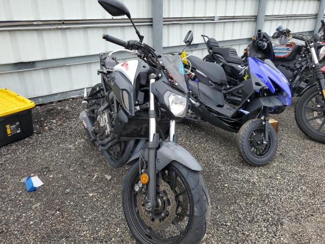 YAMAHA MT07 2018 jyarm27e3ja001658