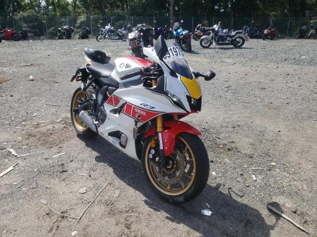 YAMAHA YZFR7 2022 jyarm38e4na003610