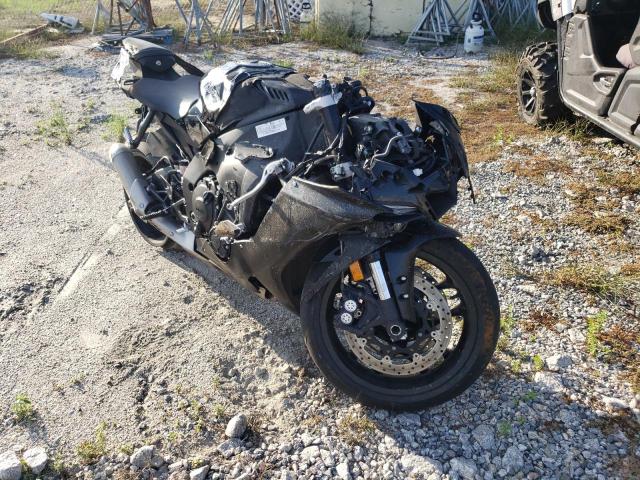 YAMAHA YZFR1 2021 jyarn66e3ma001444