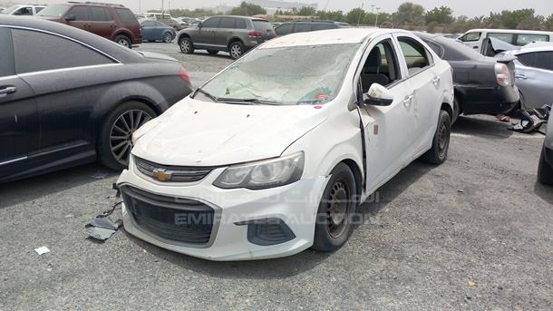 CHEVROLET AVEO 2018 kl1jd5ce4jb014042