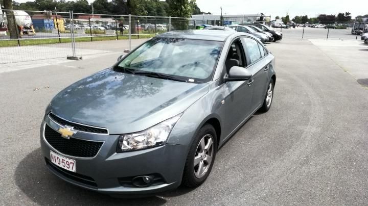 CHEVROLET CRUZE SALOON 2010 kl1jf69e9ak647048