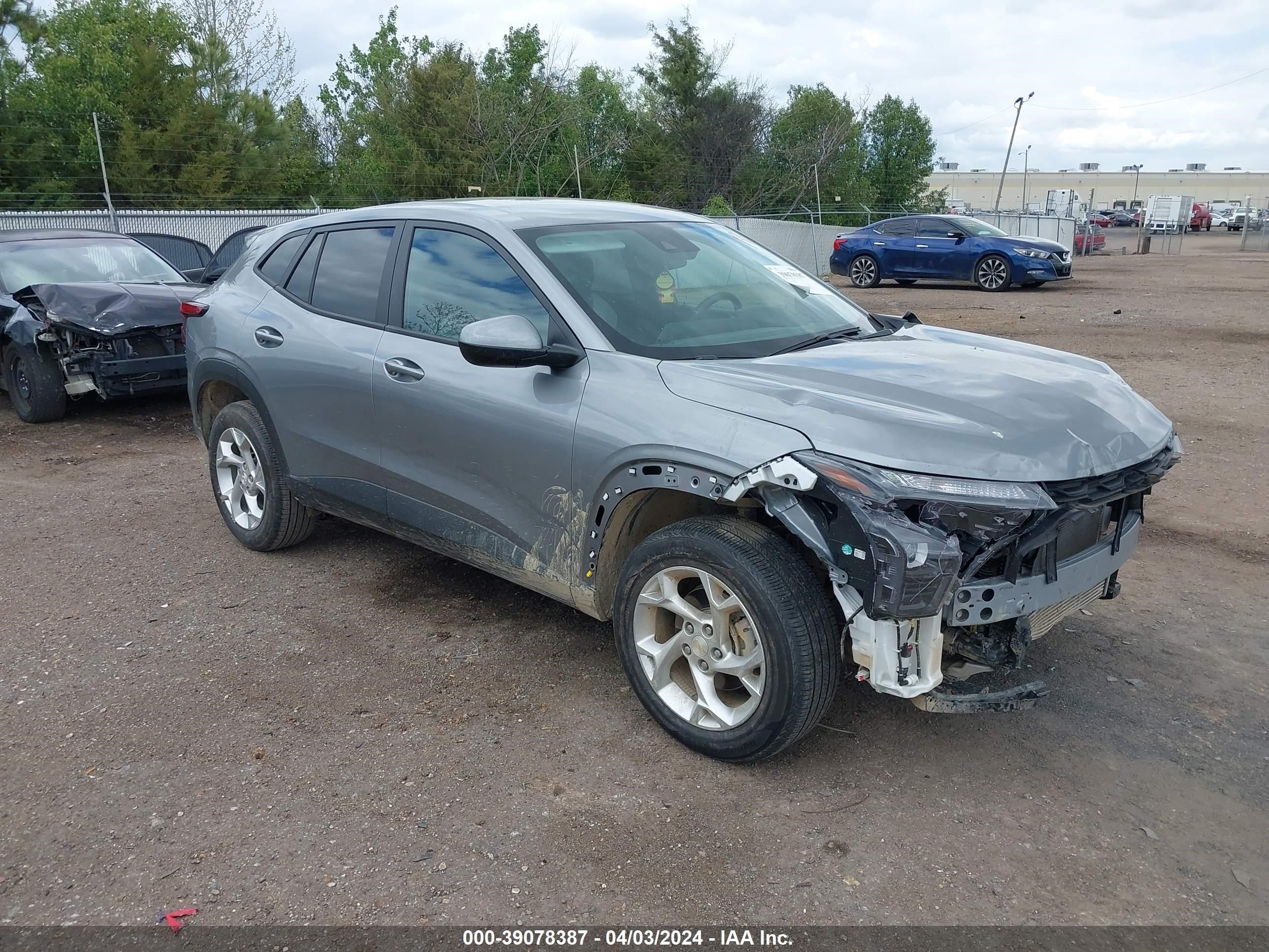 CHEVROLET TRAX 2024 kl77lfe28rc031038