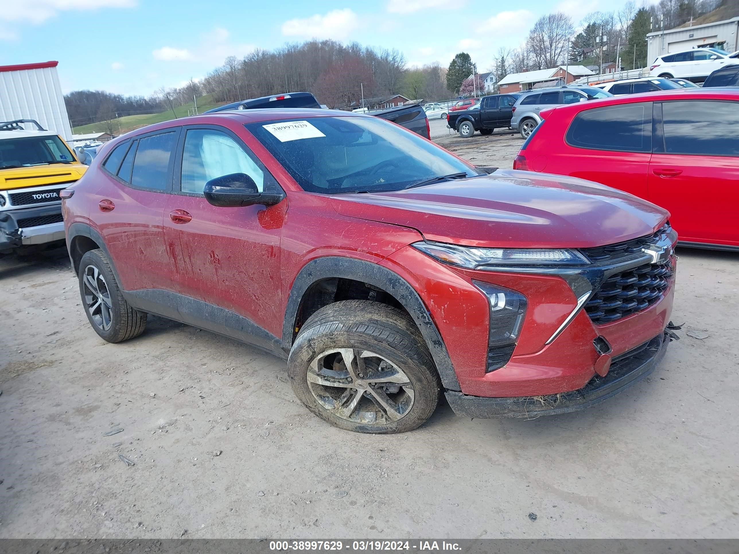 CHEVROLET TRAX 2024 kl77lge23rc077687