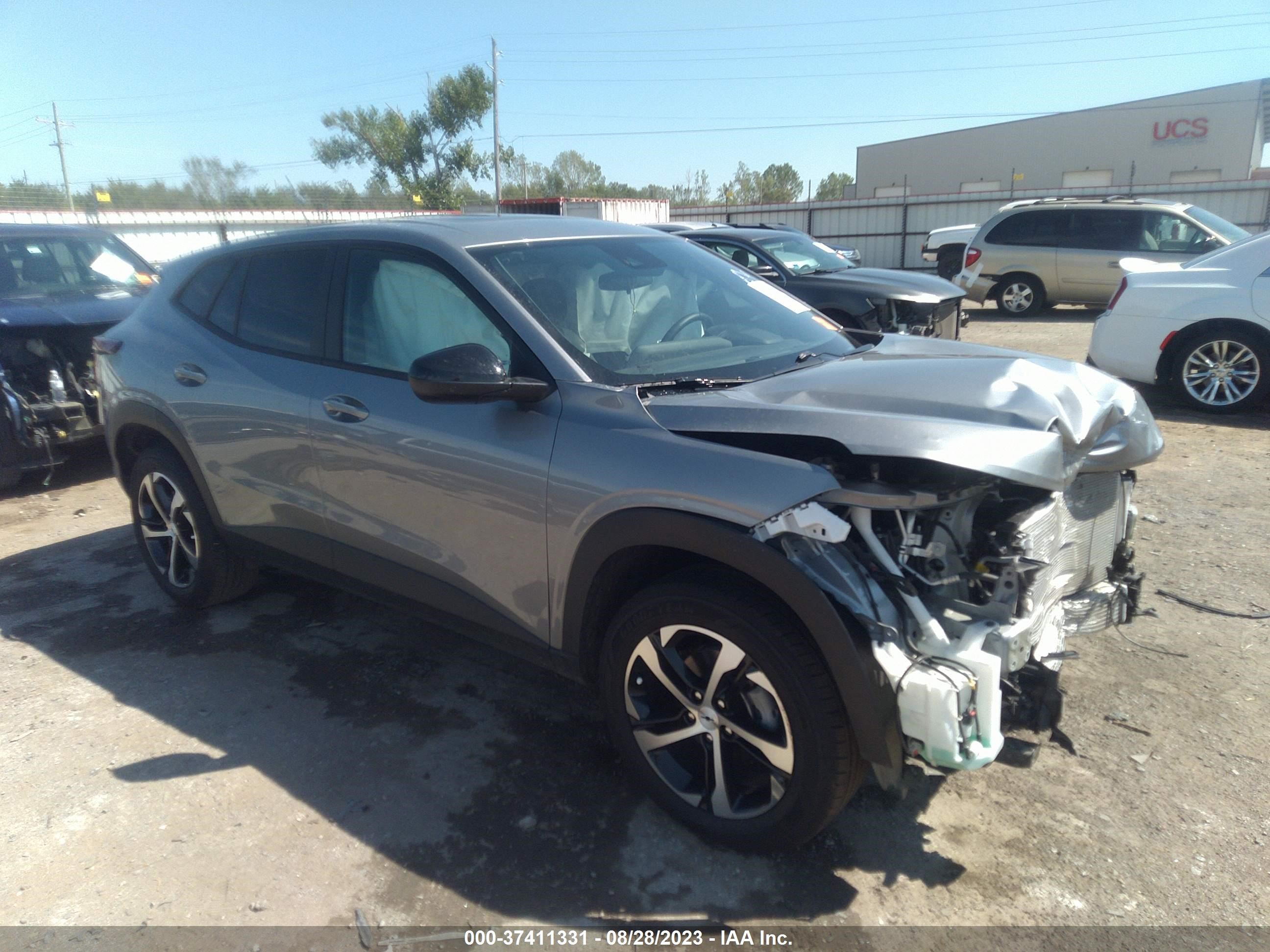 CHEVROLET TRAX 2024 kl77lge27rc019212