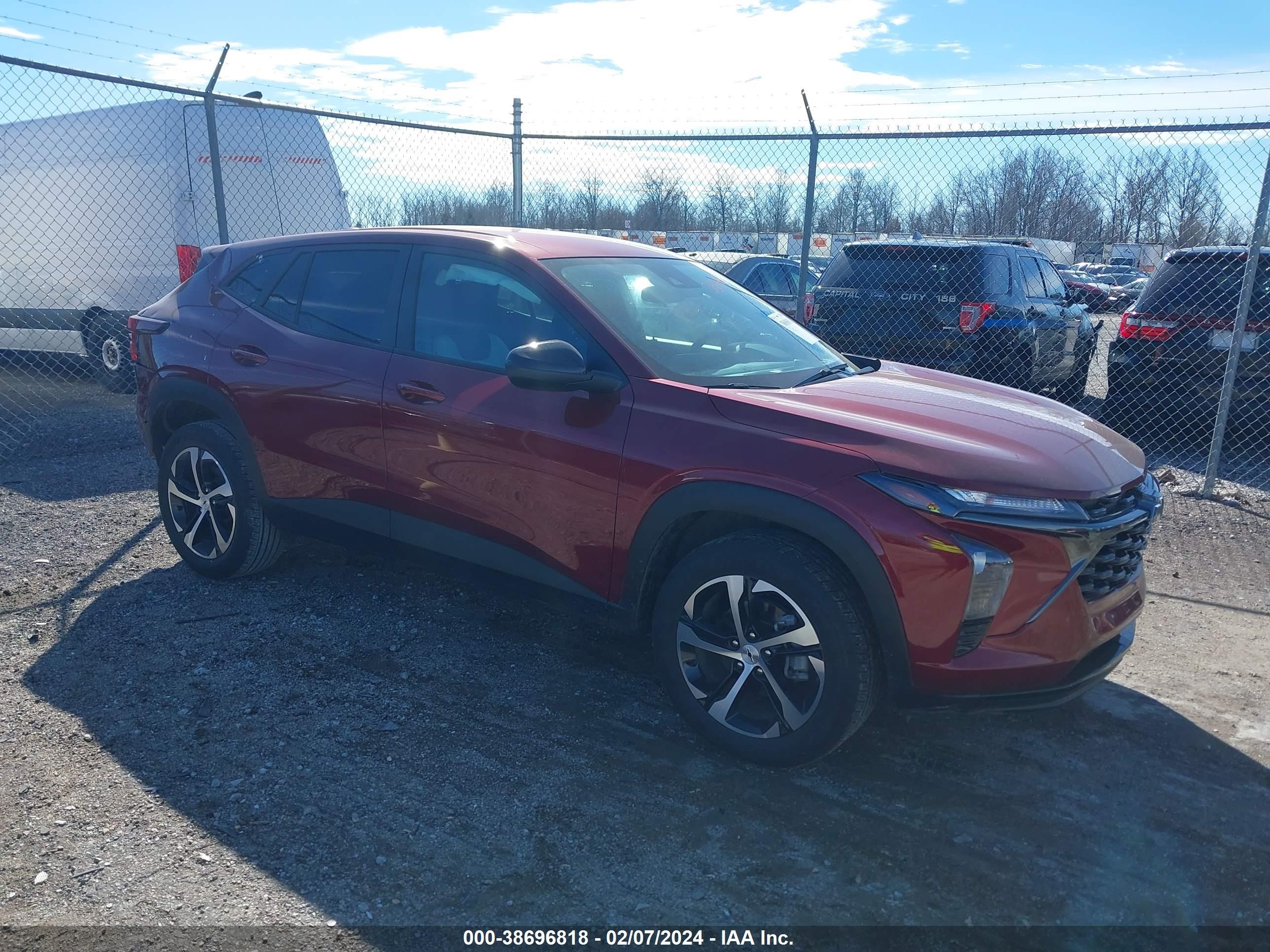 CHEVROLET TRAX 2024 kl77lge27rc075232