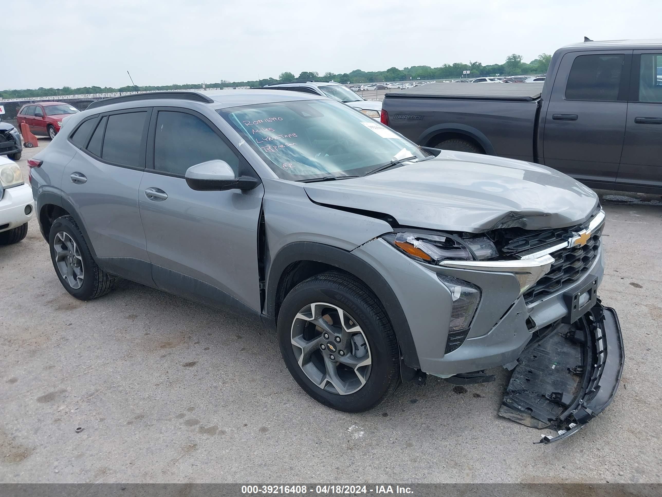 CHEVROLET TRAX 2024 kl77lhe24rc107012