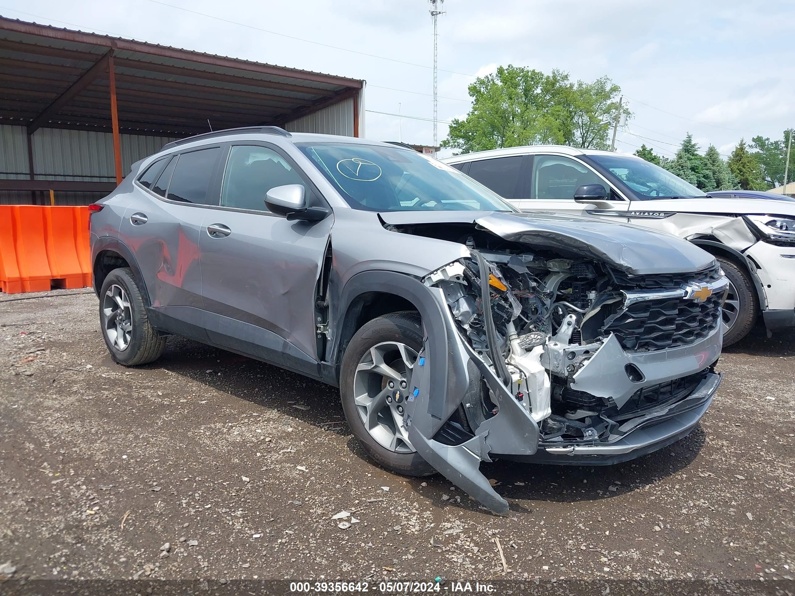 CHEVROLET TRAX 2024 kl77lhe29rc122573