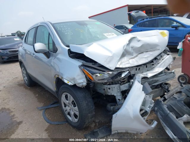 CHEVROLET TRAX 2018 kl7cjksb3jb704622