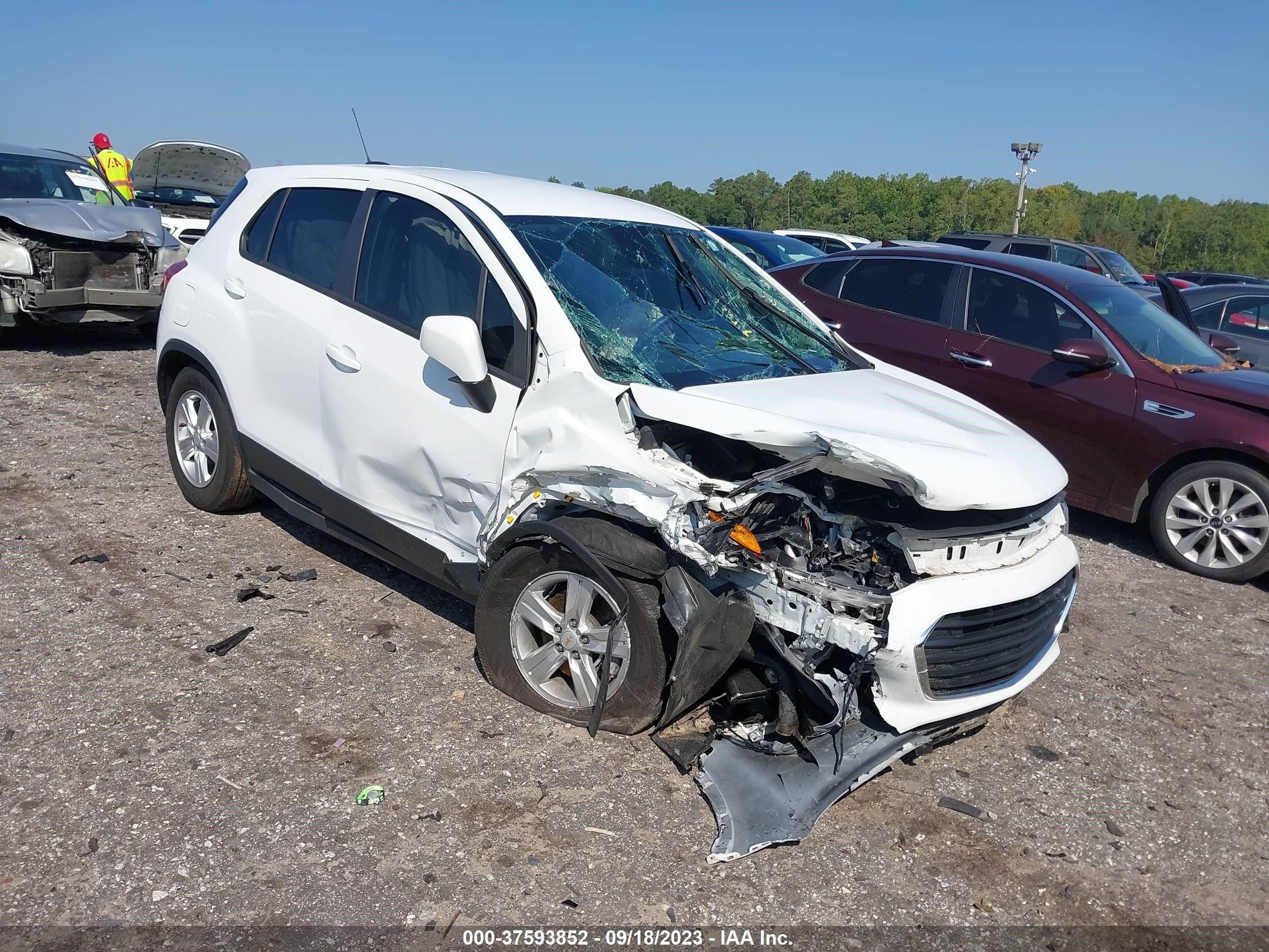 CHEVROLET TRAX 2021 kl7cjksb9mb328674