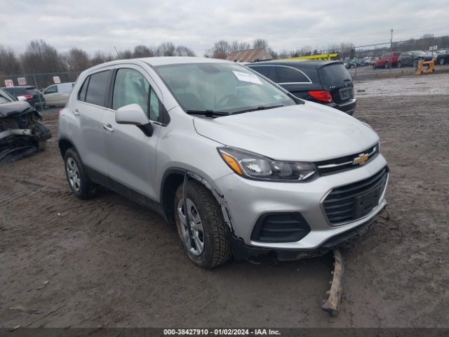 CHEVROLET TRAX 2018 kl7cjksbxjb710398