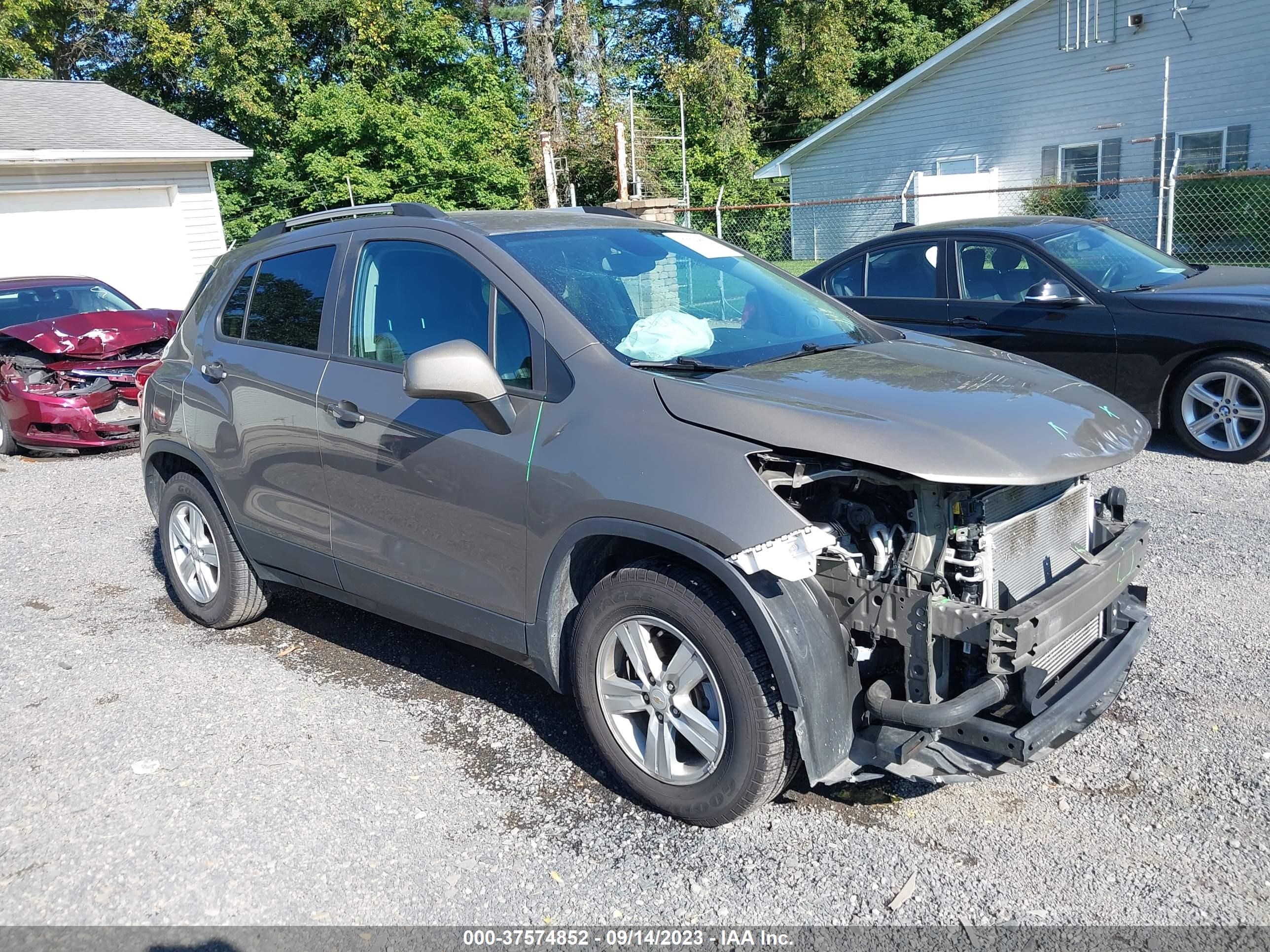 CHEVROLET TRAX 2021 kl7cjlsb0mb327323