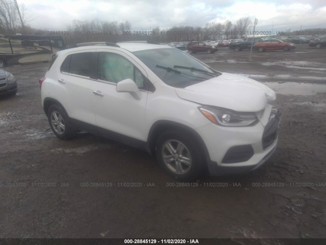 CHEVROLET TRAX 2018 kl7cjlsb3jb645402