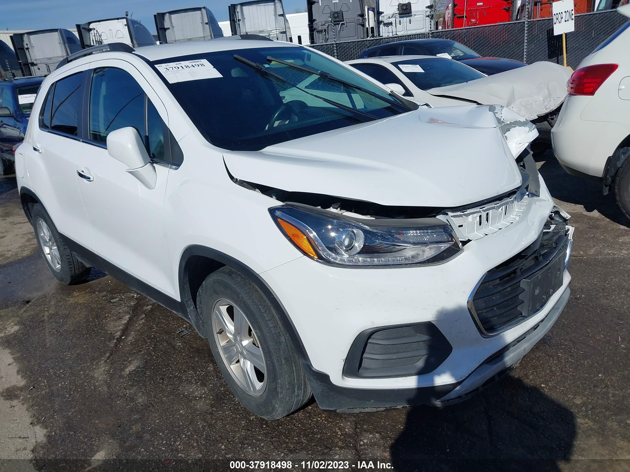 CHEVROLET TRAX 2019 kl7cjlsb3kb963909