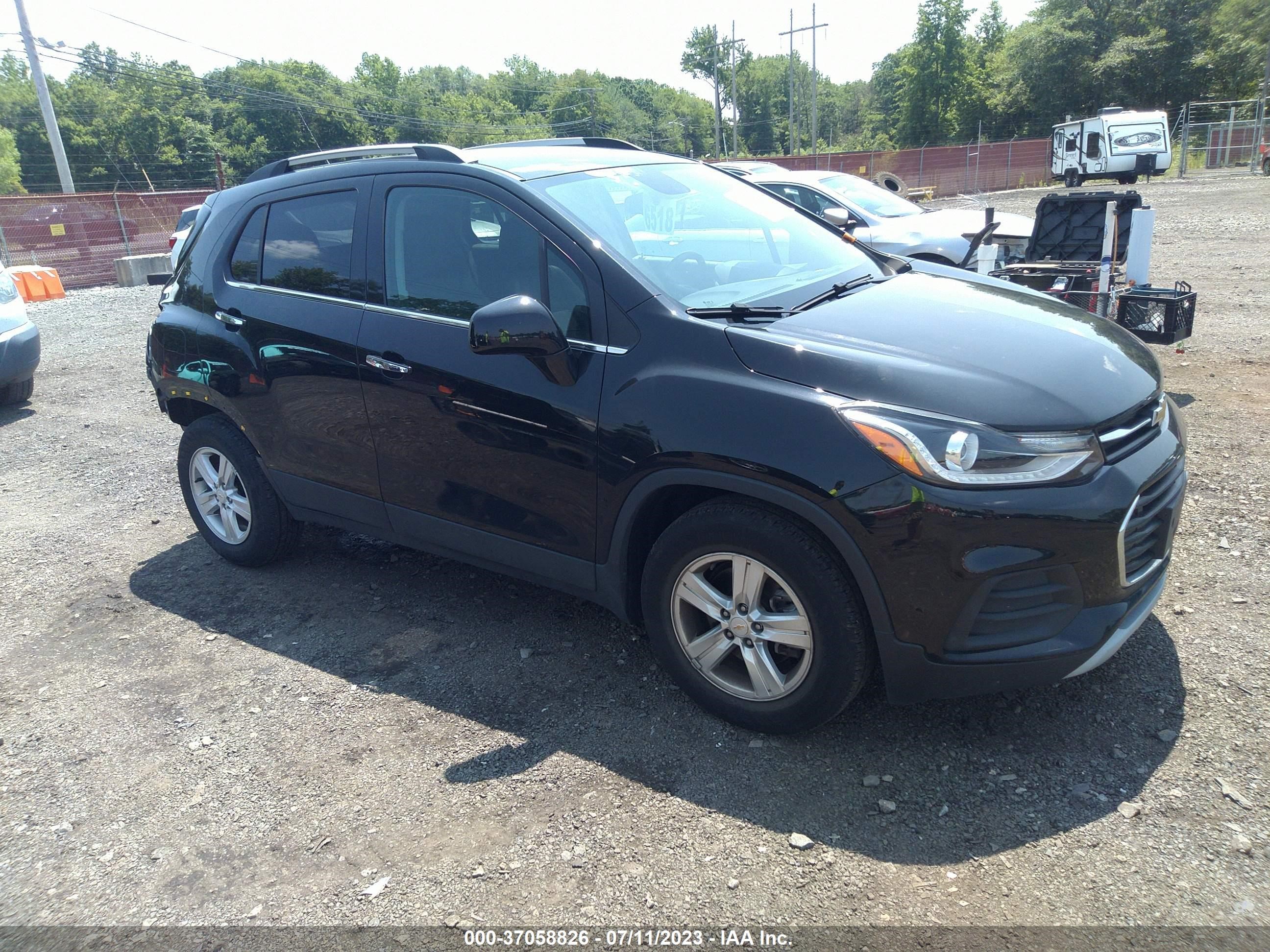 CHEVROLET TRAX 2020 kl7cjlsb3lb056336