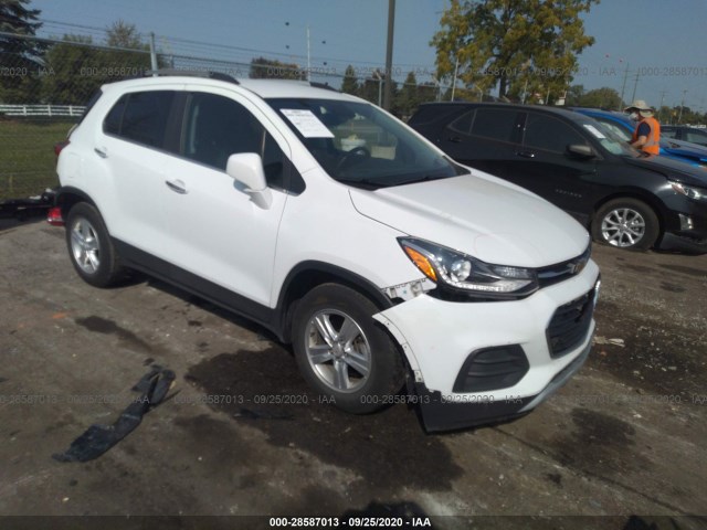 CHEVROLET TRAX 2018 kl7cjlsb5jb707303