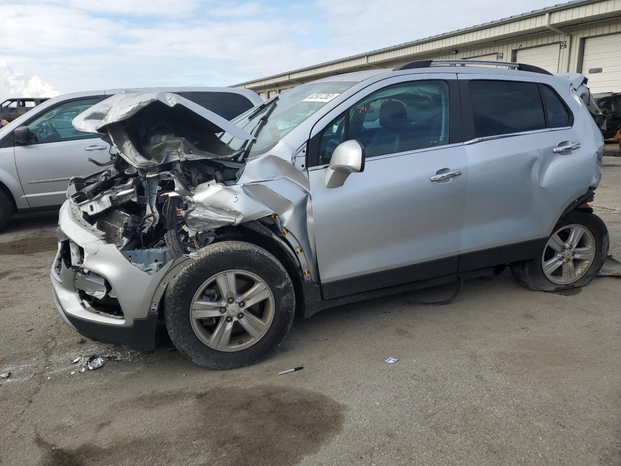 CHEVROLET TRAX 2018 kl7cjlsb6jb652246