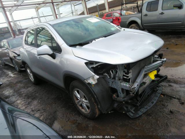 CHEVROLET TRAX 2018 kl7cjnsb5jb624613