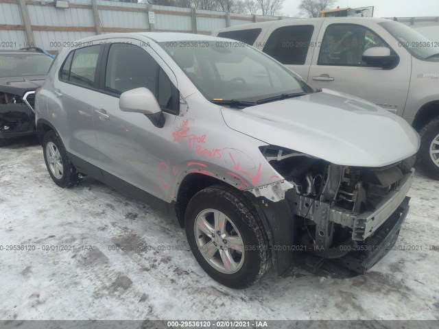 CHEVROLET TRAX 2018 kl7cjnsb7jb601348