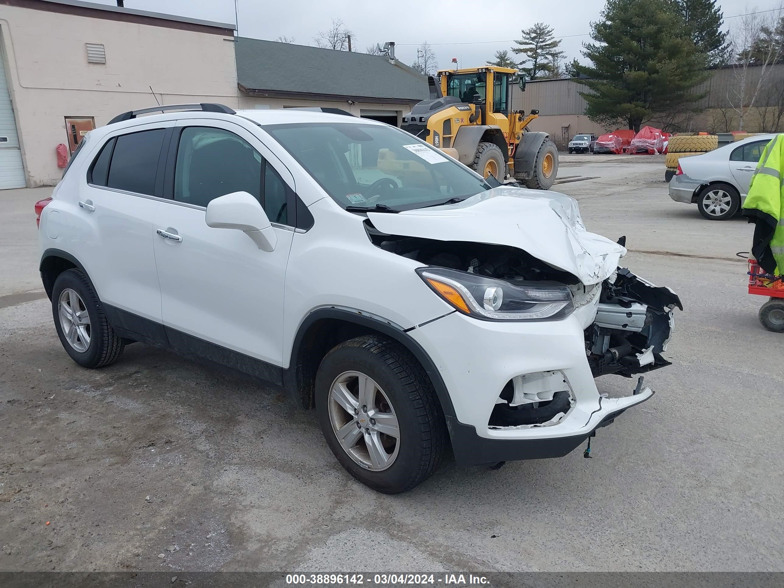 CHEVROLET TRAX 2018 kl7cjpsb1jb650699