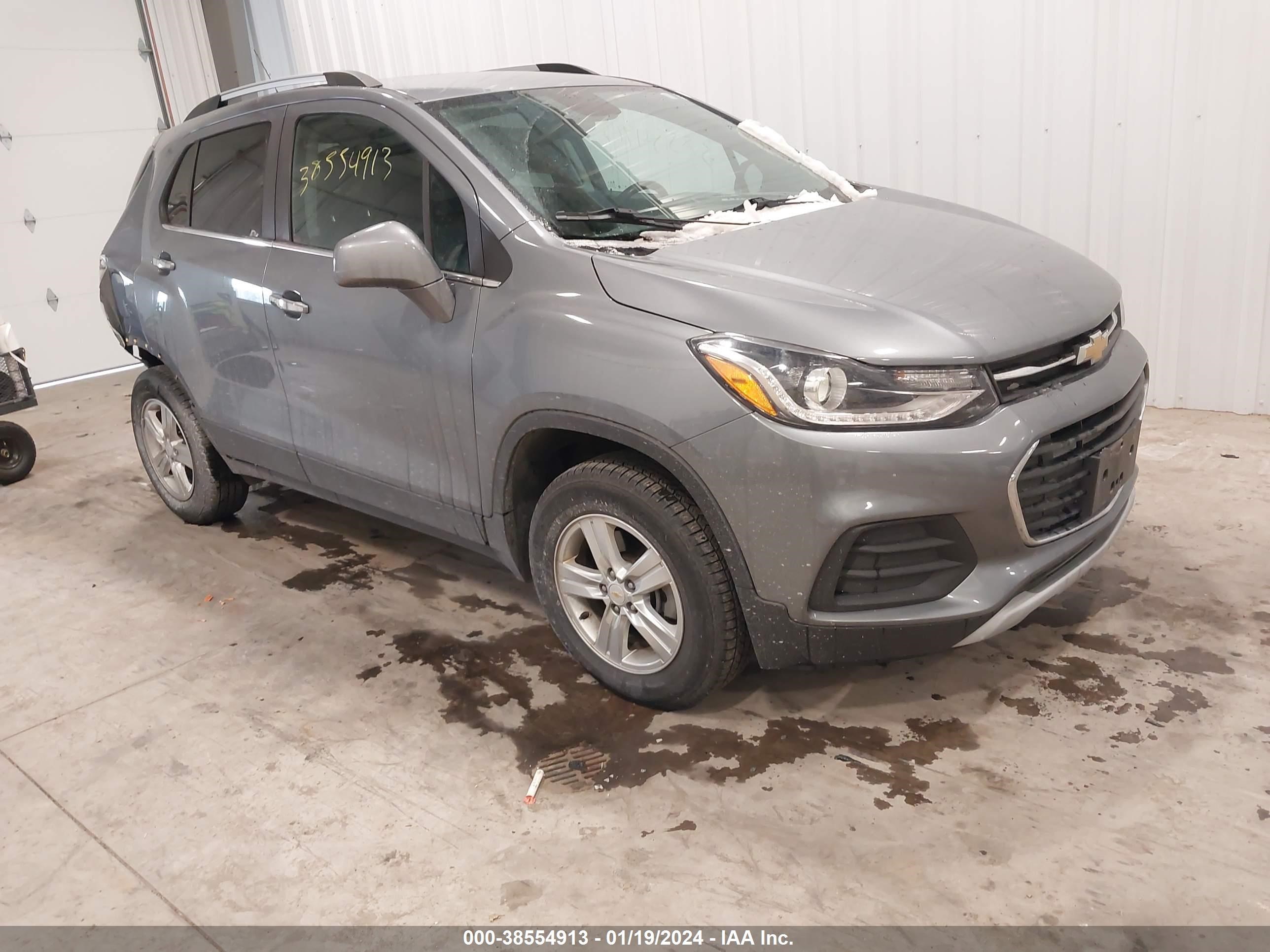 CHEVROLET TRAX 2019 kl7cjpsb2kb844272