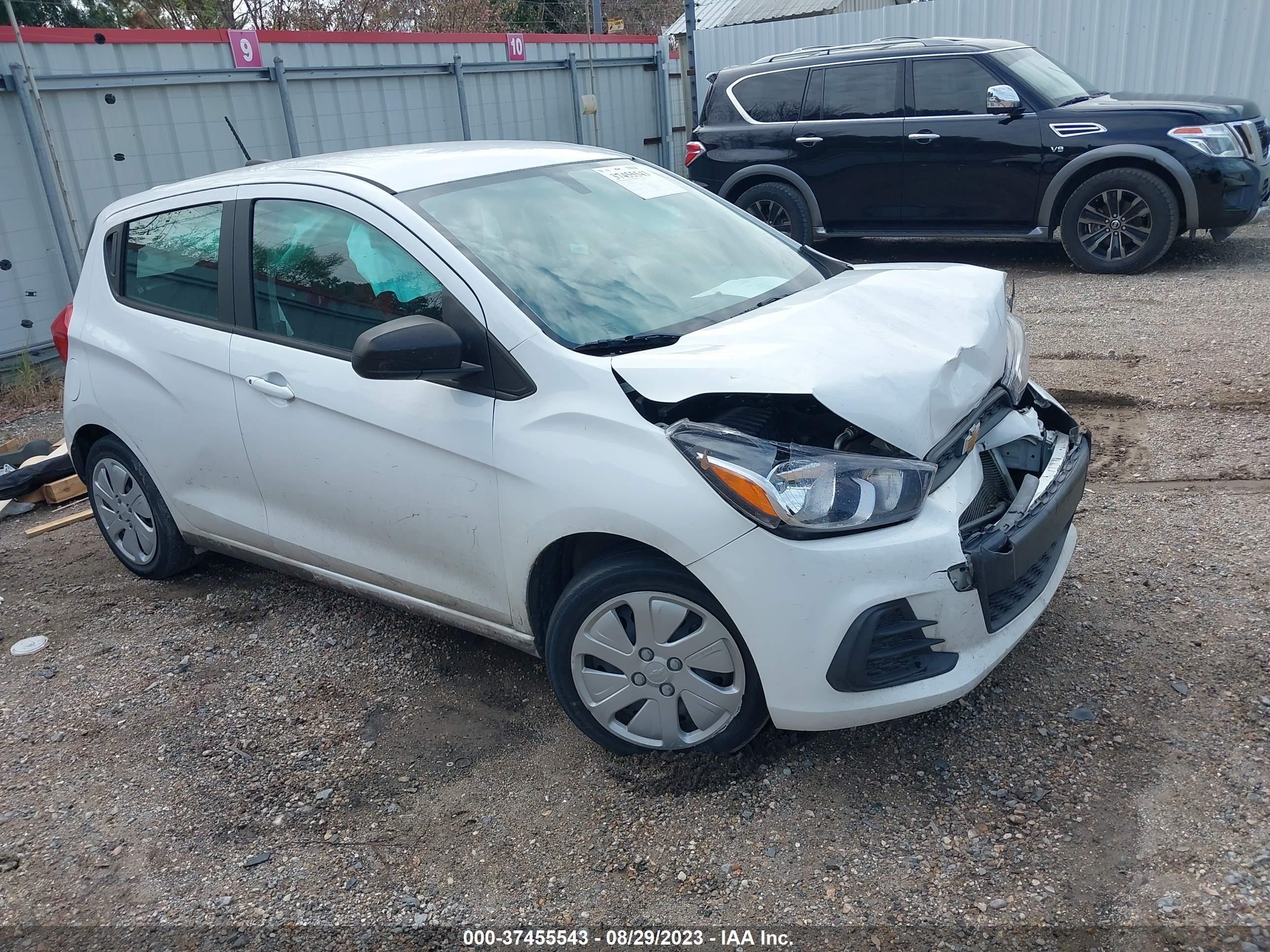 CHEVROLET SPARK 2018 kl8cb6saxjc479388